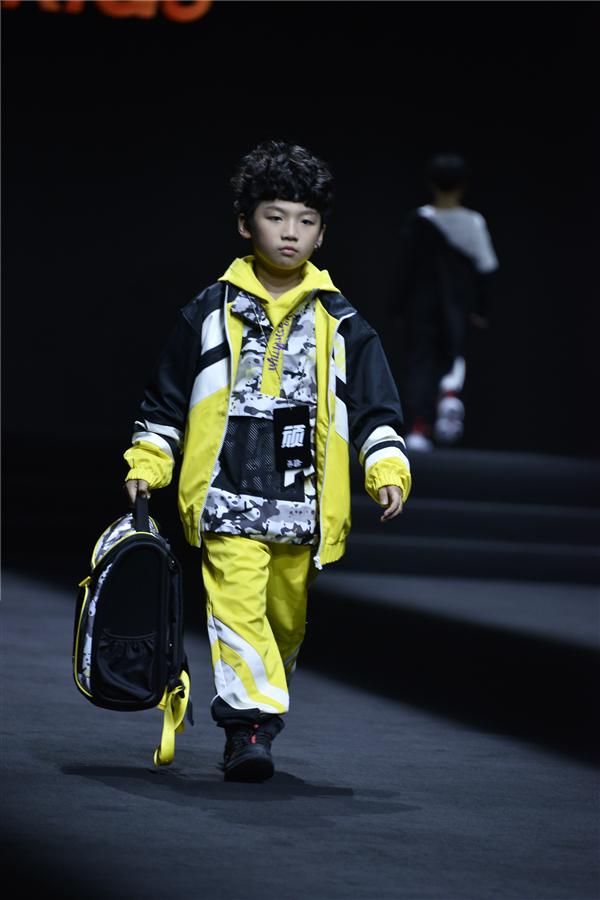 续发力智能MINI流水线从第一代到第五代