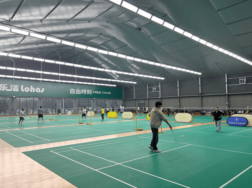 造成运动中心将运动与社区休闲生活结合周末新去处！武汉一公园“